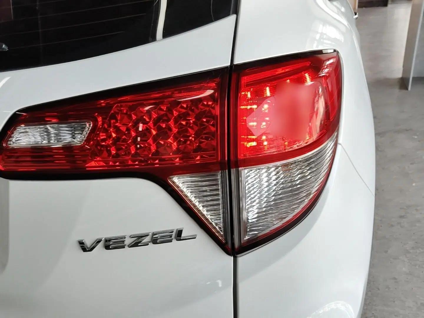 Honda Vezel 2020 1.5L CVT Pioneer Edition — миниатюра 9