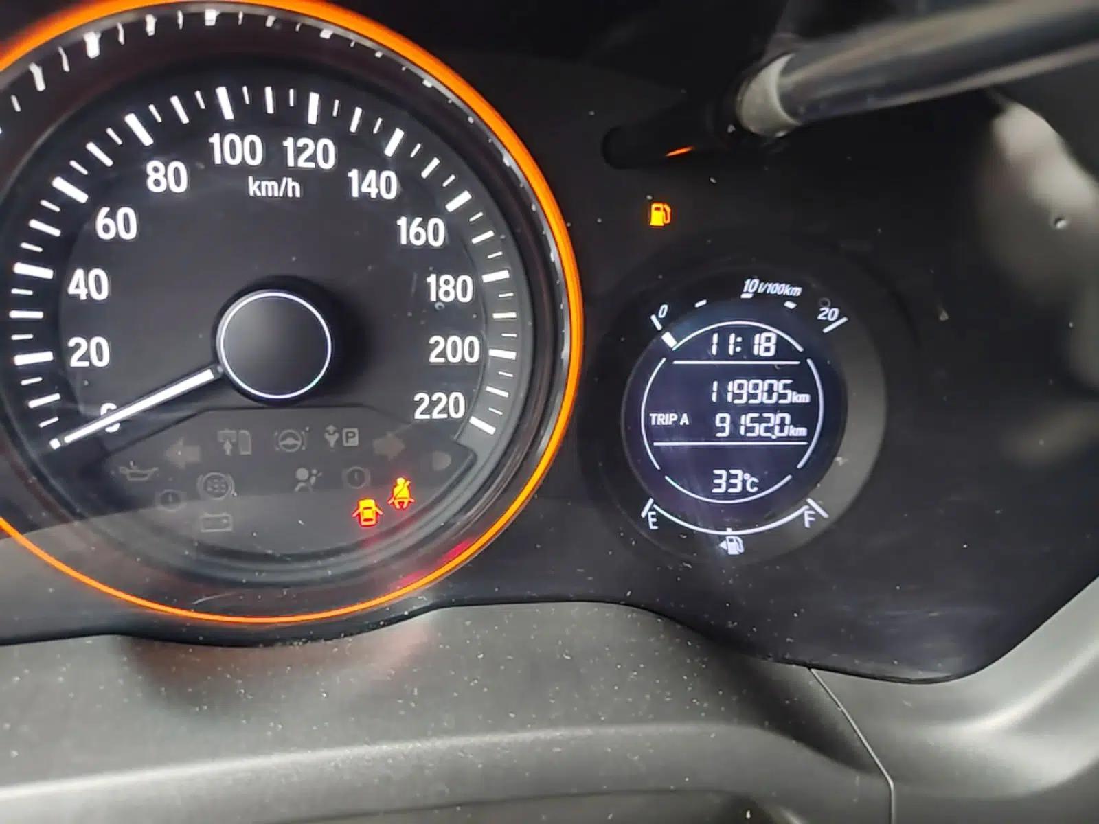 Honda Vezel 2017 1.8L CVT 2WD Elite Model — миниатюра 14