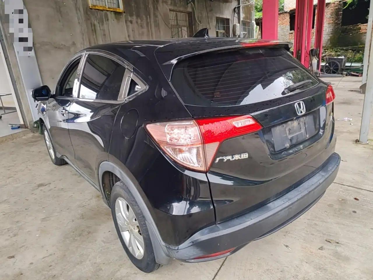 Honda Vezel 2017 1.8L CVT 2WD Elite Model — миниатюра 4