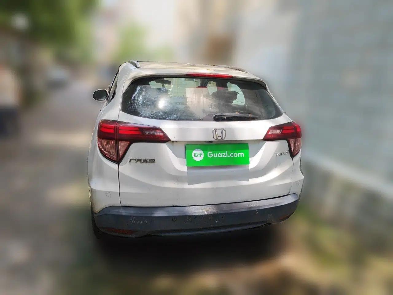 Honda Vezel 2015 1.8L CVT 2WD Luxury Model — миниатюра 5