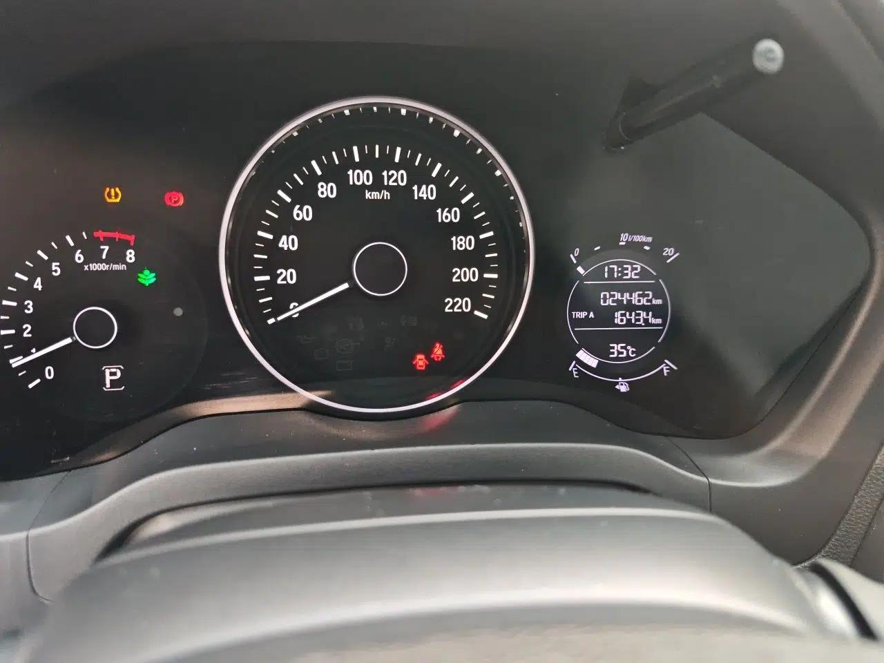 Honda Vezel 2020 1.5L CVT Pioneer Edition — миниатюра 9