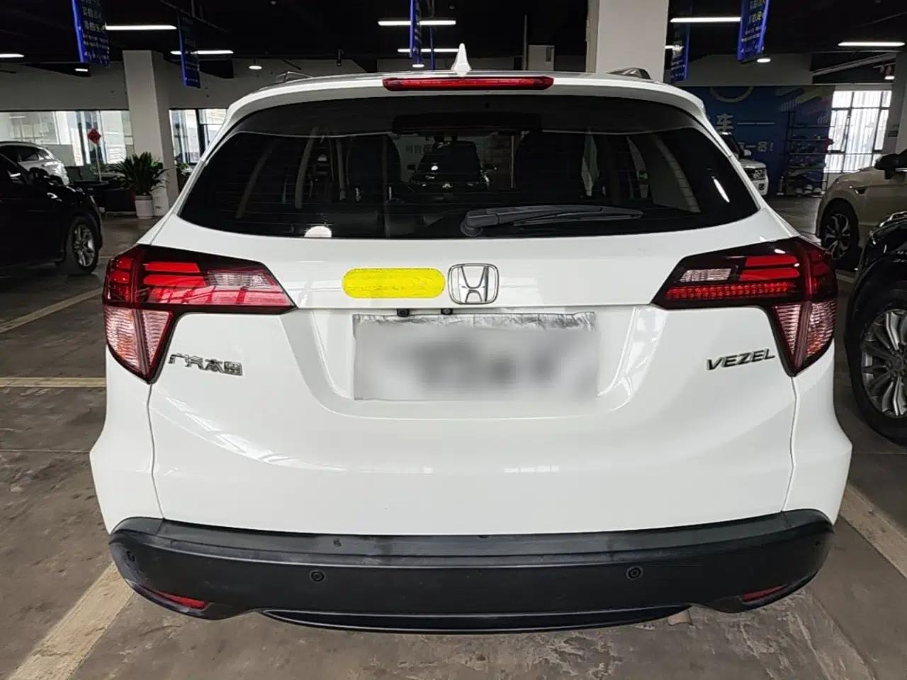 Honda Vezel 2018 1.5L CVT 2WD Technology Elite Model — миниатюра 5