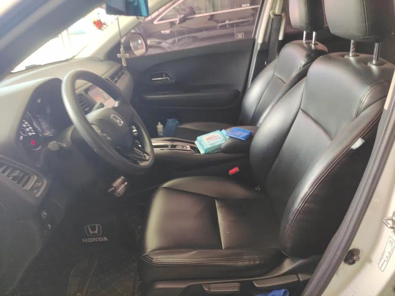 Honda Vezel 2015 1.5L CVT two-wheel drive Comfort trim — миниатюра 15