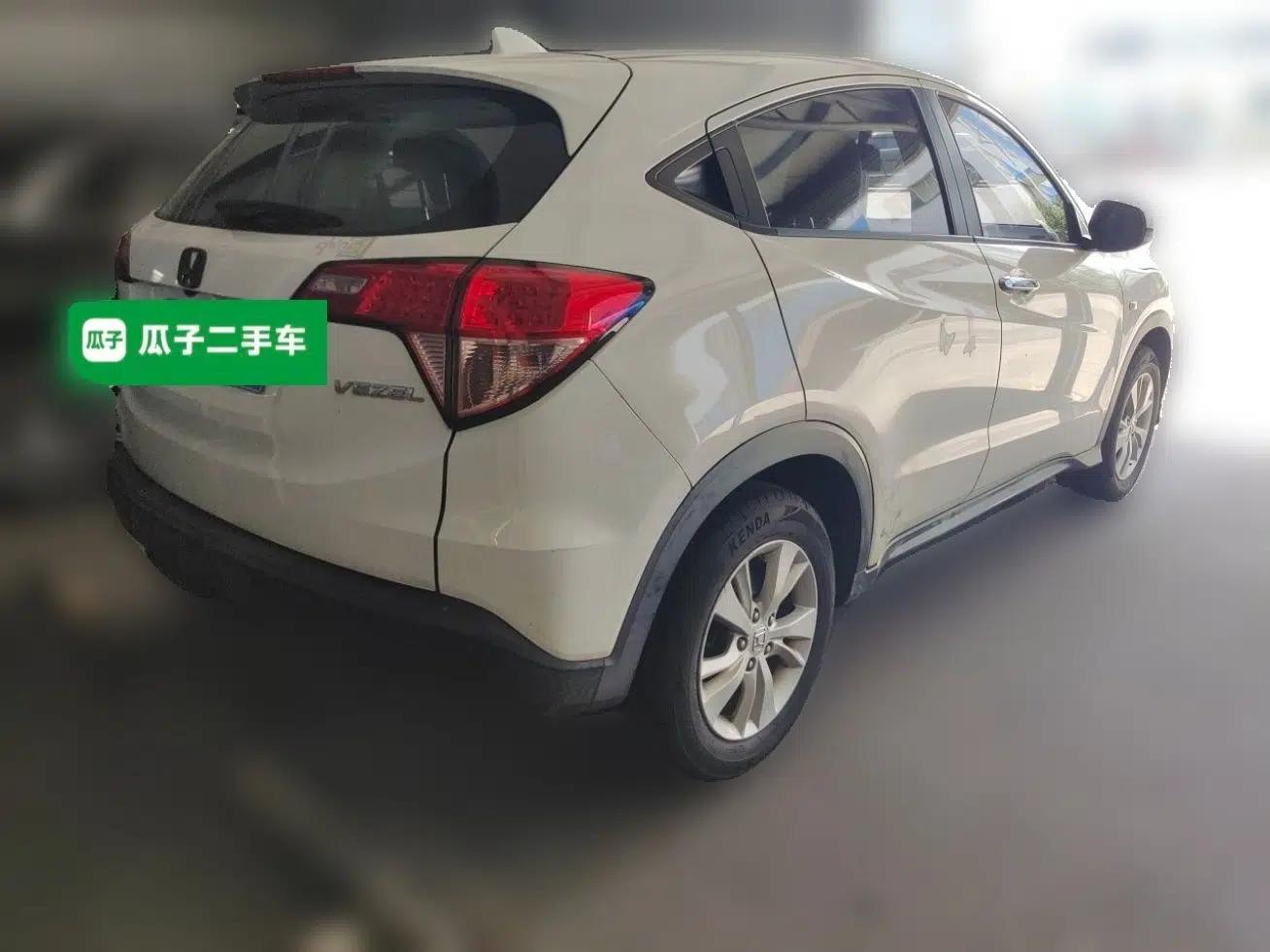 Honda Vezel 2015 1.5L CVT two-wheel drive Comfort trim — миниатюра 6