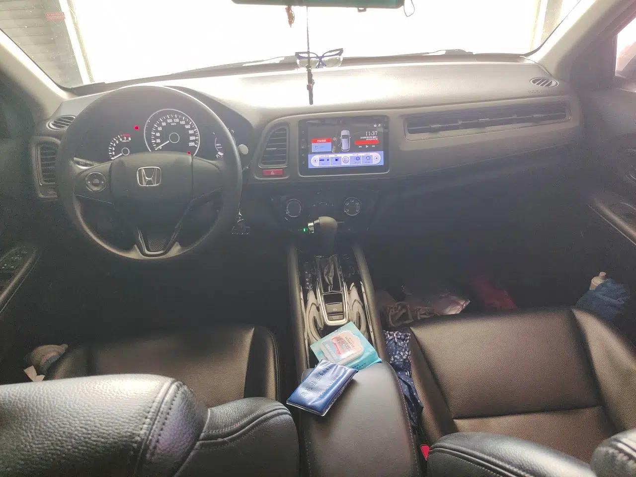 Honda Vezel 2015 1.5L CVT two-wheel drive Comfort trim — миниатюра 9