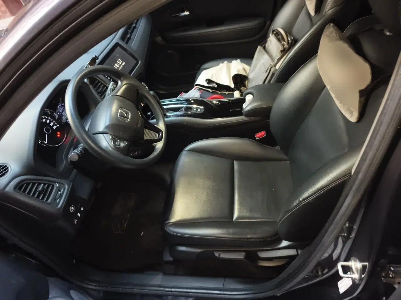 Honda Vezel 2020 1.5L CVT Pioneer Edition — миниатюра 14