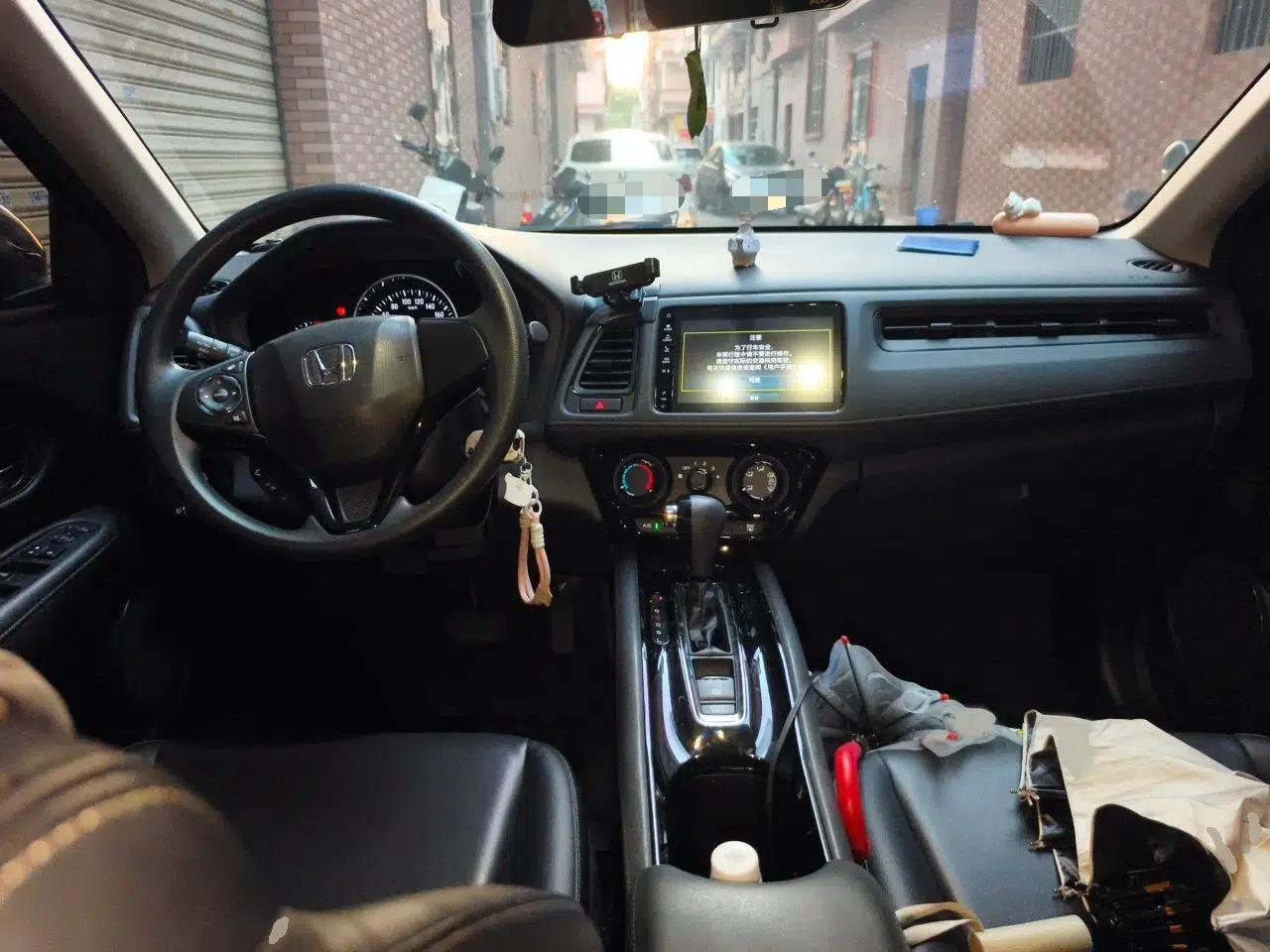 Honda Vezel 2020 1.5L CVT Pioneer Edition — миниатюра 18
