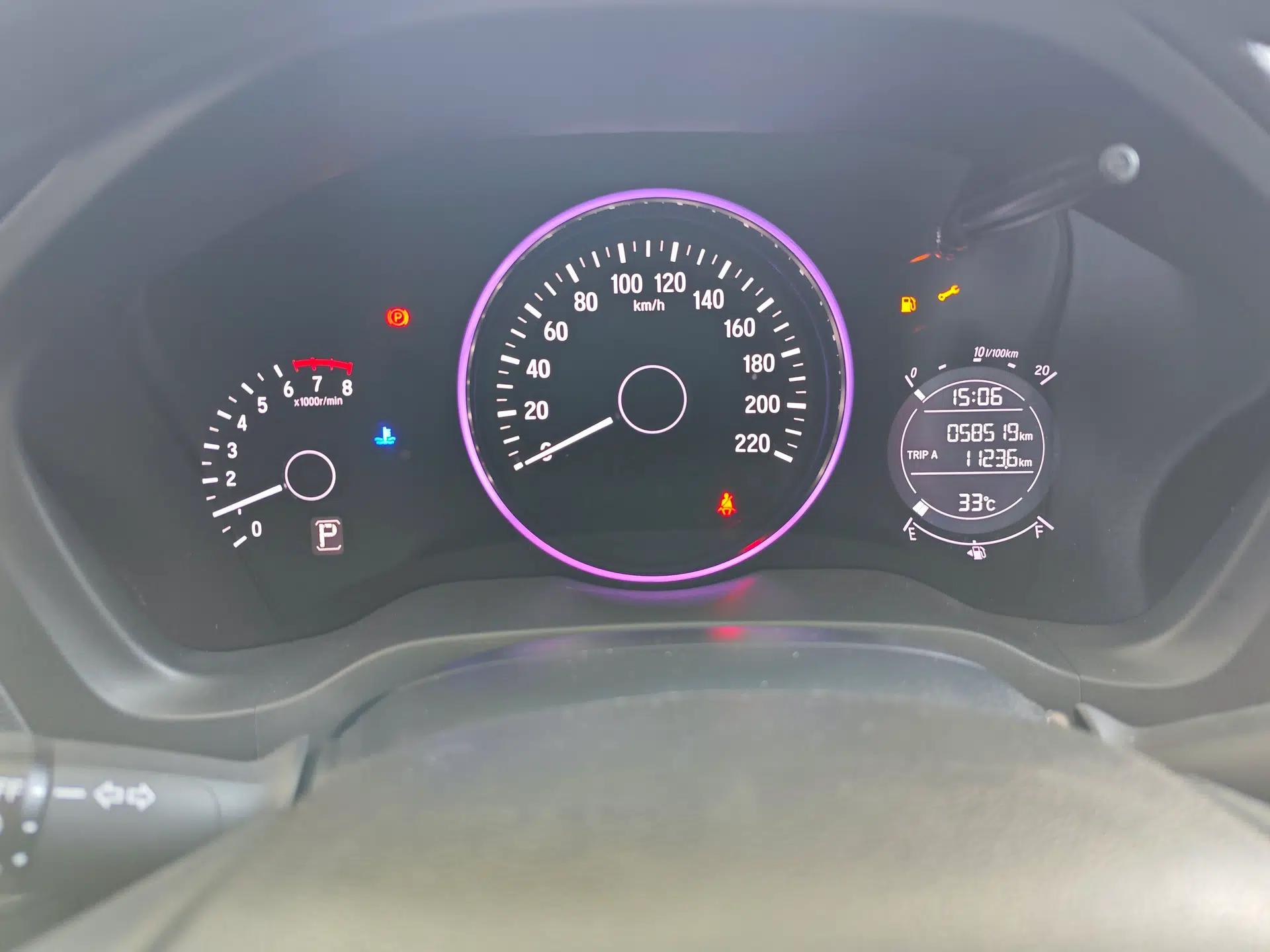 Honda Vezel 2020 220 TURBO CVT Elite Edition — миниатюра 14