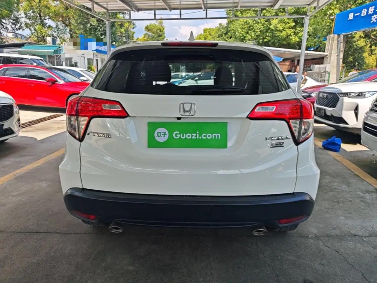 Honda Vezel 2020 220 TURBO CVT Elite Edition — миниатюра 5