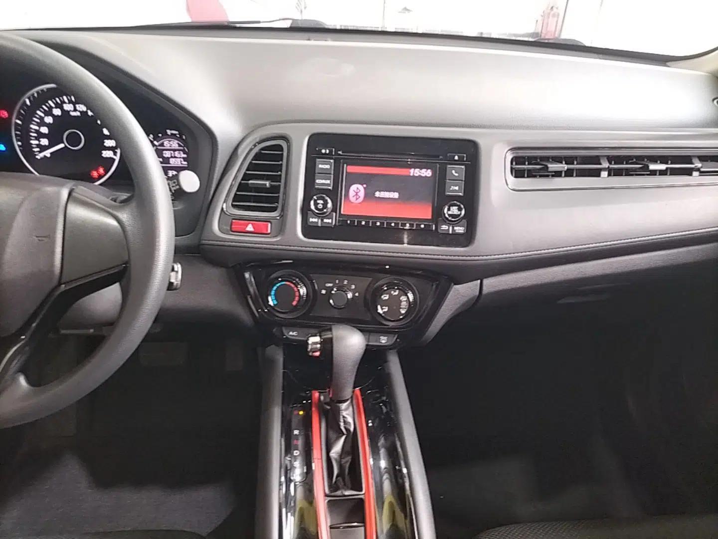 Honda Vezel 2017 1.5L CVT 2WD Comfort Model — миниатюра 15