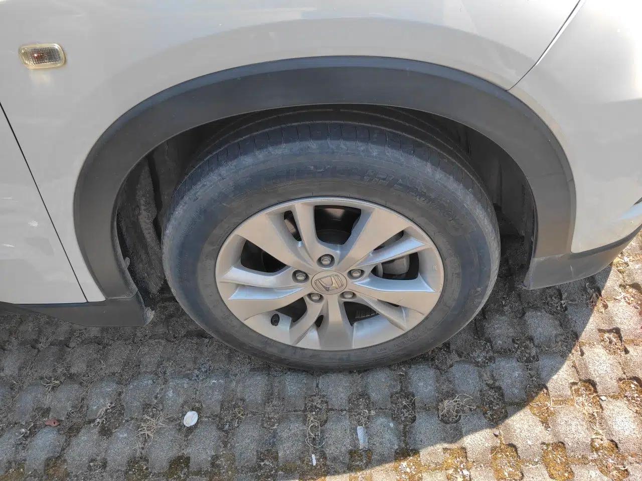 Honda Vezel 2018 1.5L CVT 2WD Technology Elite Model — миниатюра 8