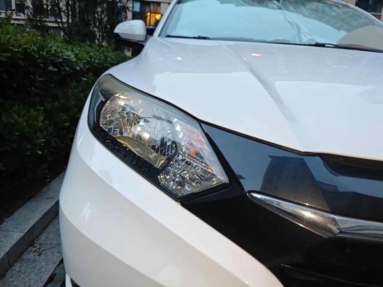 Honda Vezel 2015 1.5L CVT two-wheel drive Comfort trim — миниатюра 7