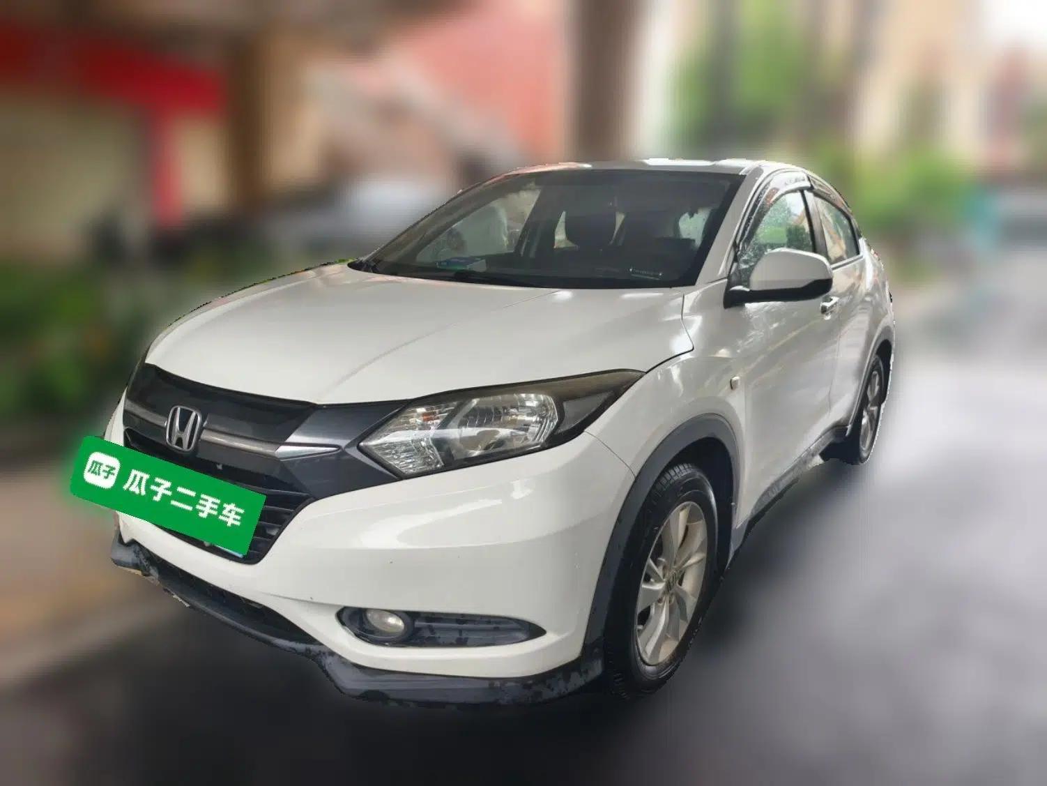 Honda Vezel 2017 1.5L CVT 2WD Comfort Model — миниатюра 1