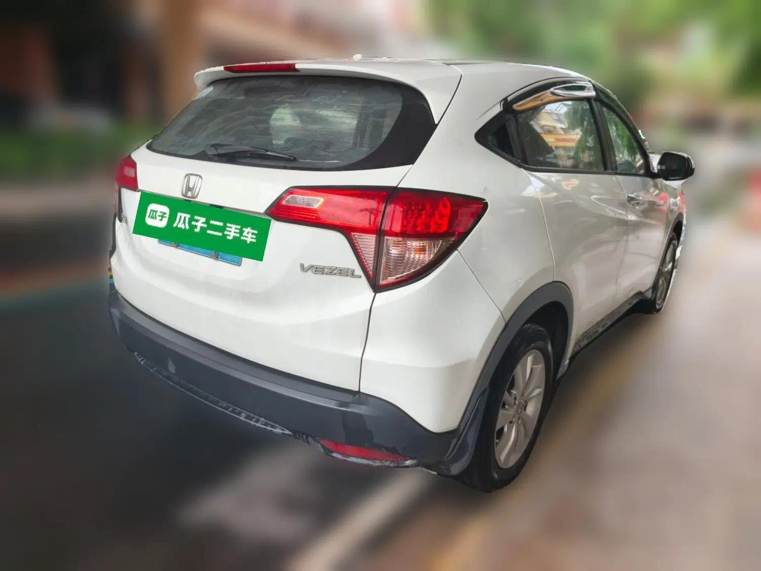 Honda Vezel 2017 1.5L CVT 2WD Comfort Model — миниатюра 6