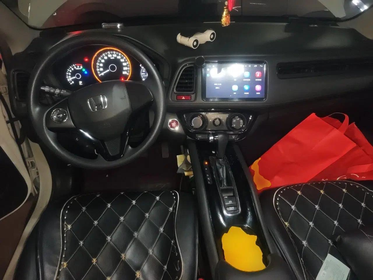 Honda Vezel 2017 1.8L CVT 2WD Elite Model — миниатюра 9