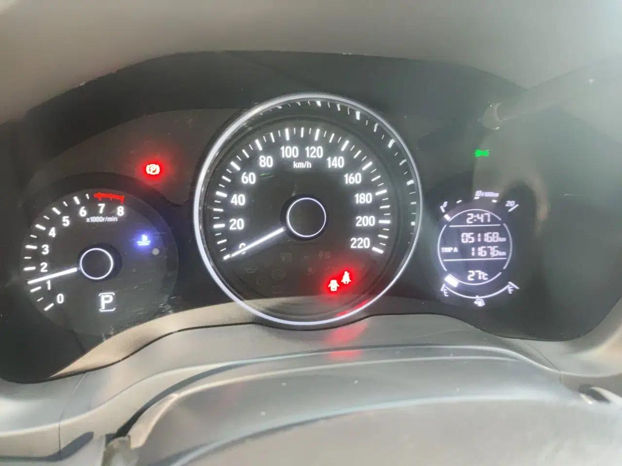 Honda Vezel 2022 1.5L CVT Elite Smart Edition — миниатюра 8