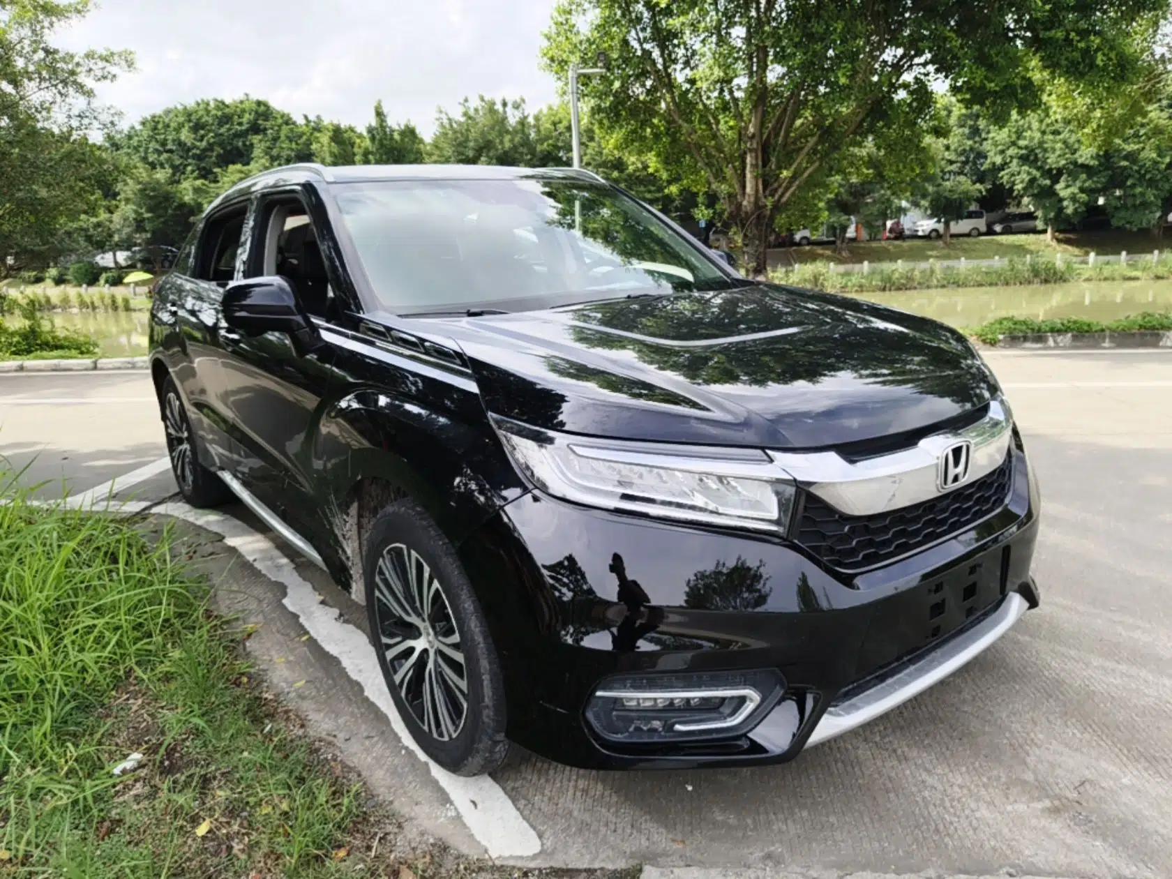 Honda Avancier 2017 370TURBO Four-Wheel Drive Prestige Edition — миниатюра 3