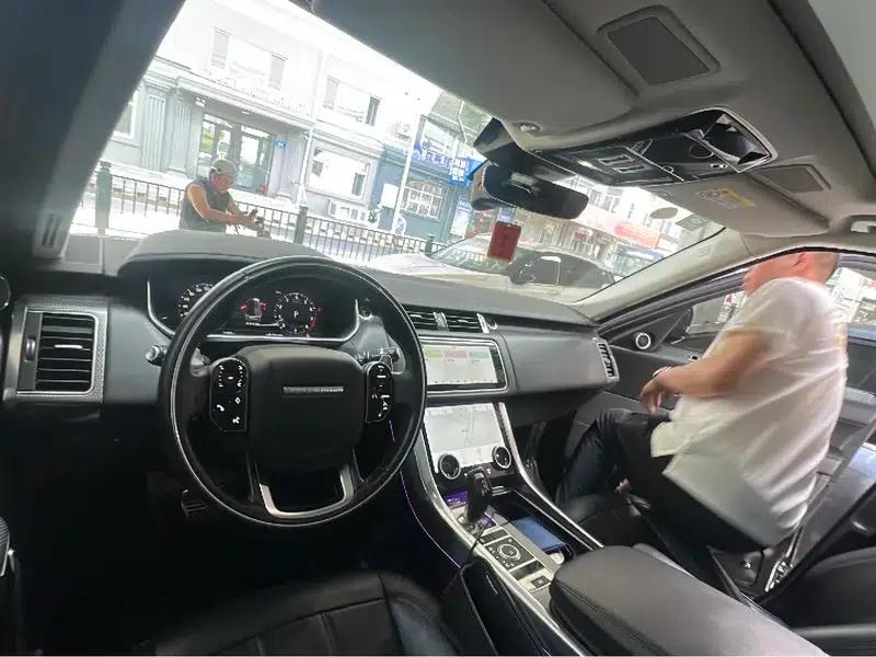 Range Rover Sport 2020 3.0 L6 HSE Dynamic — миниатюра 5