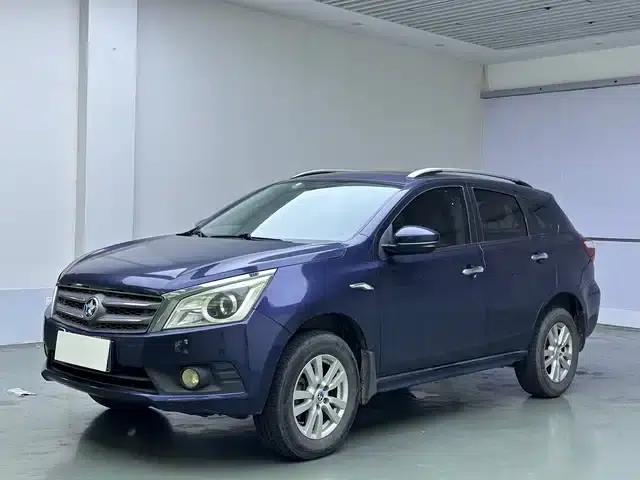 Venucia T70 2015 2.0L CVT Smart Edition