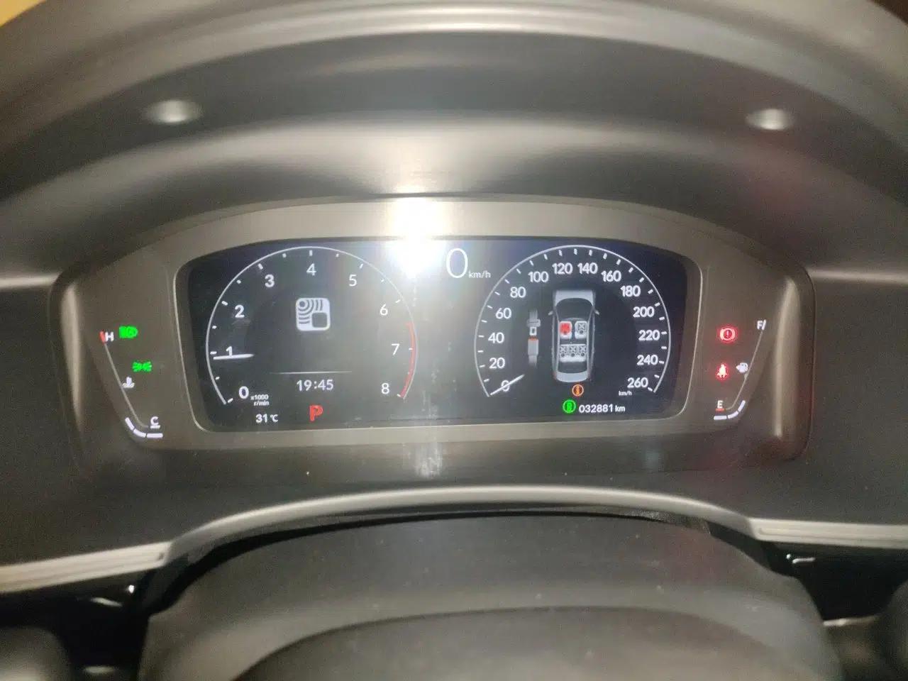 Honda Integra 2023 240TURBO CVT Leading Edition — миниатюра 11