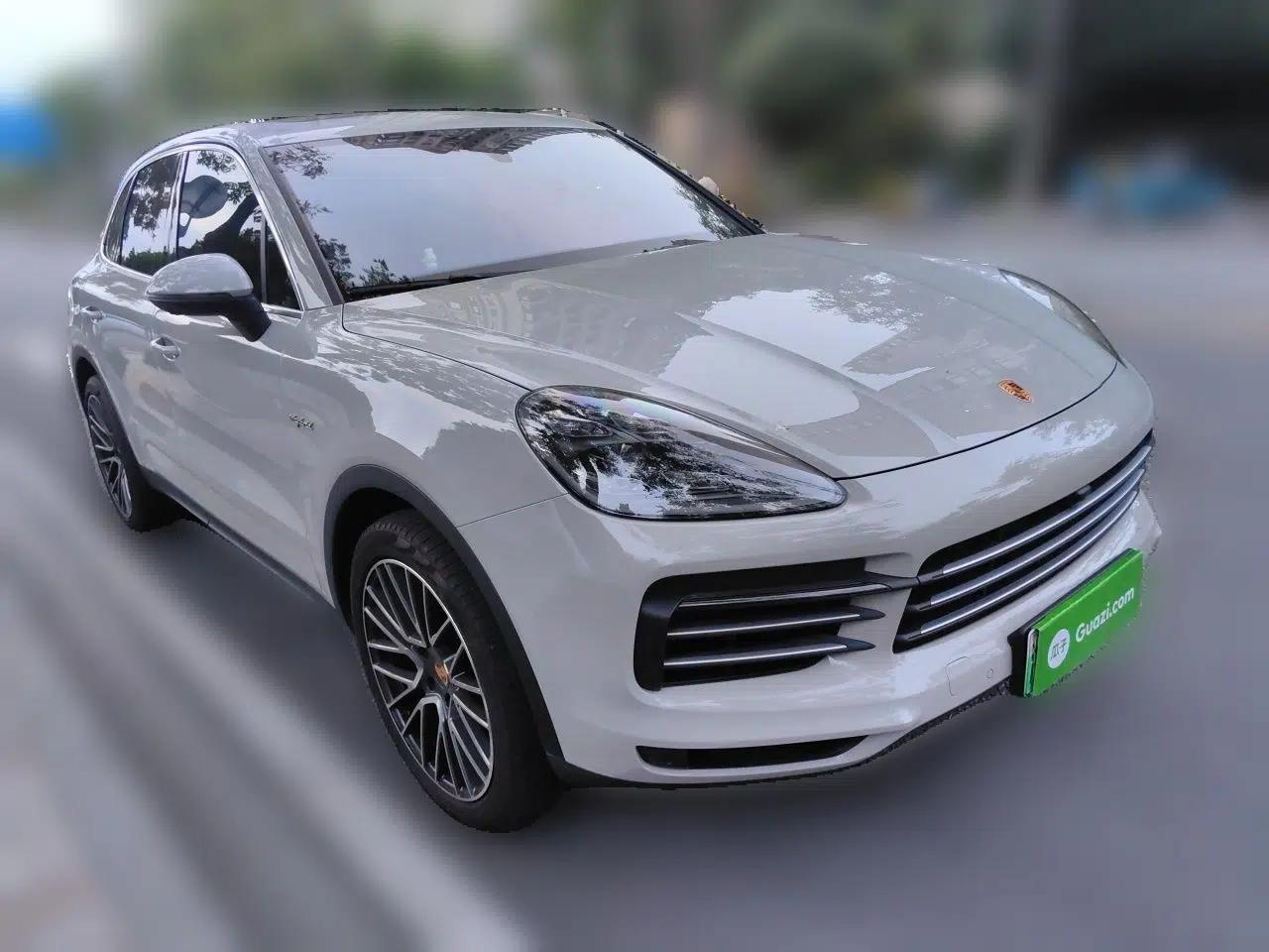 Porsche Cayenne E-Hybrid 2021 Cayenne E-Hybrid 2.0T — миниатюра 3