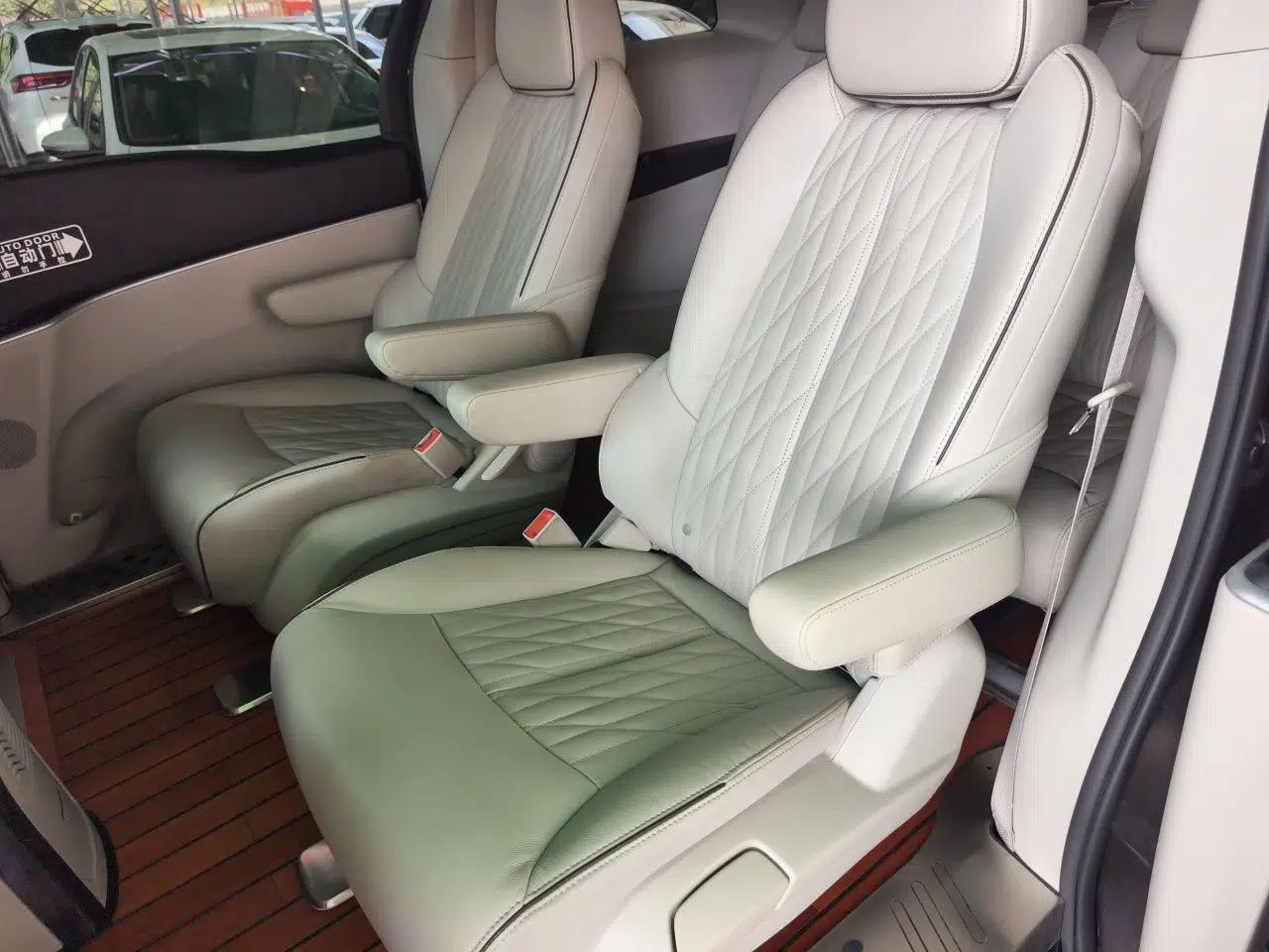 Buick GL8 2020 Land Business Class 652T Luxury Model — миниатюра 17
