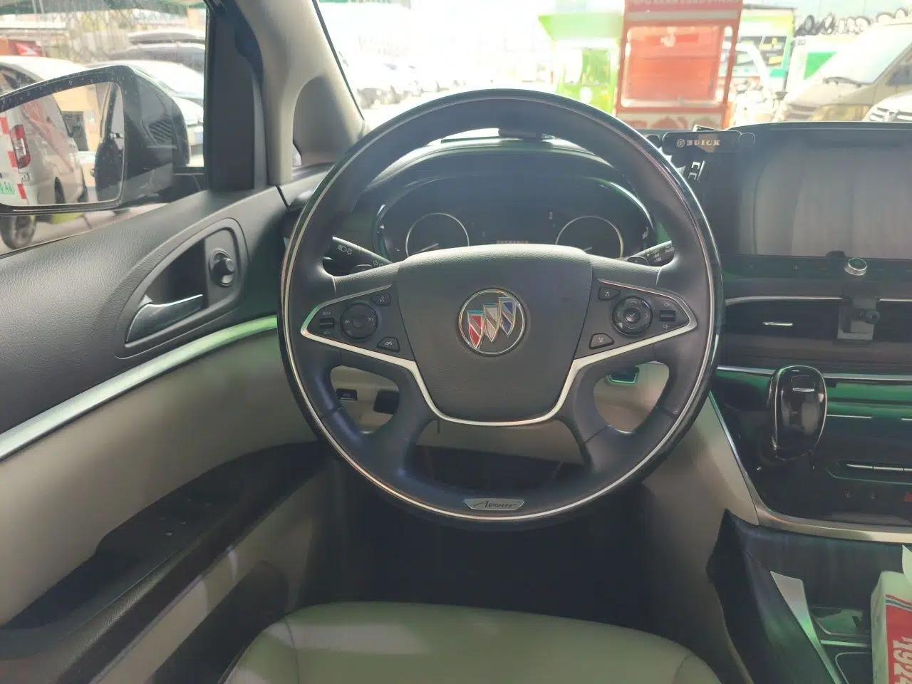 Buick GL8 2020 Land Business Class 652T Luxury Model — миниатюра 10
