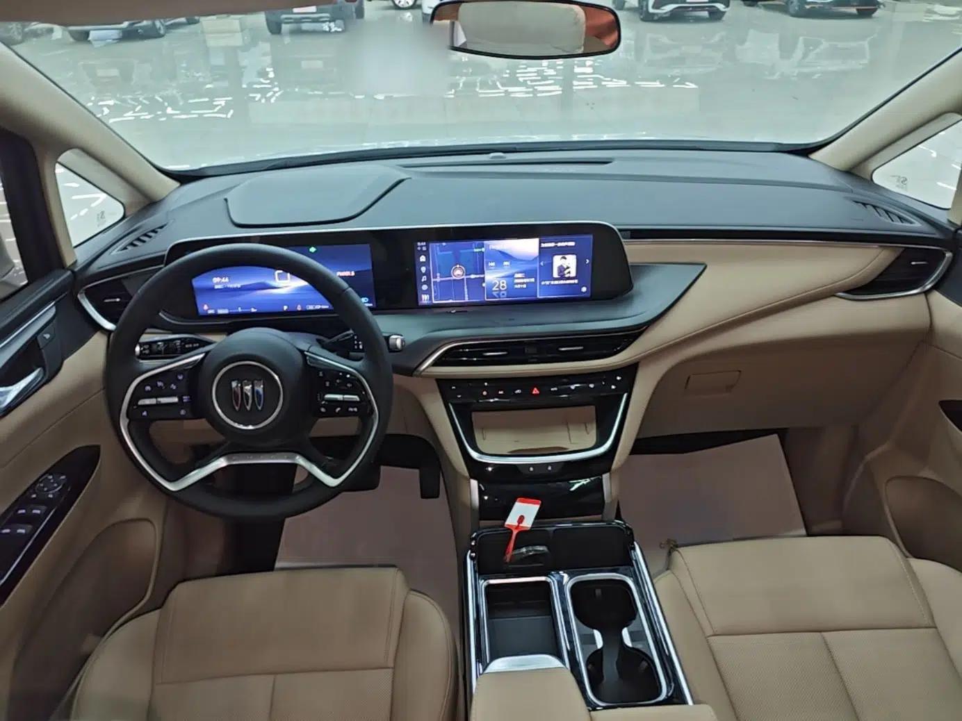 Buick GL8 New Energy 2025 Lu Shang Luxury Edition 7-Seater — миниатюра 12