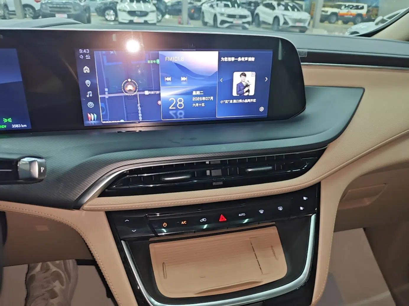 Buick GL8 New Energy 2025 Lu Shang Luxury Edition 7-Seater — миниатюра 15