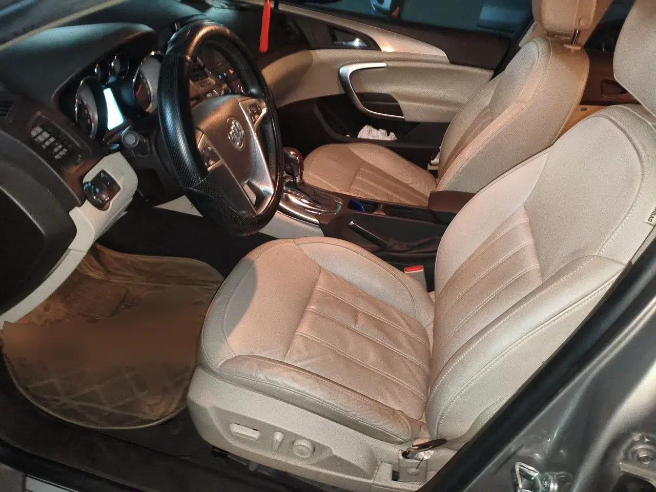 Buick Regal 2010 2.0L Expo Edition — миниатюра 15