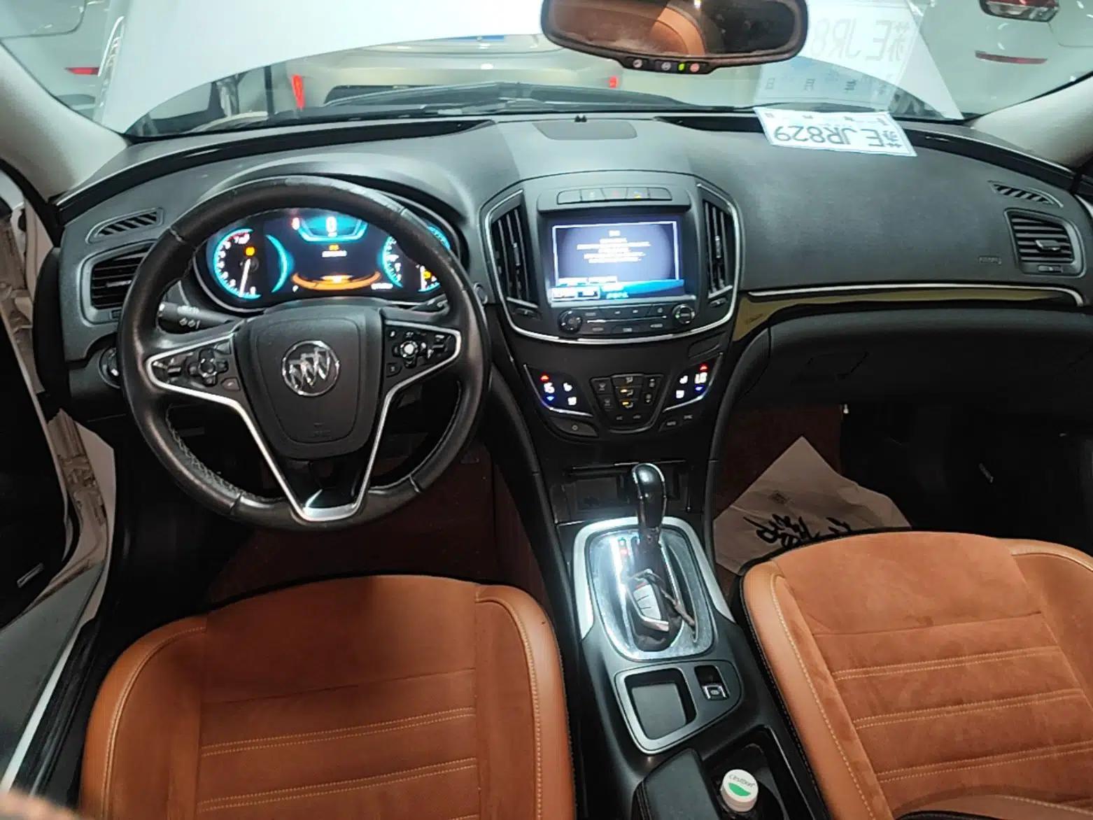 Buick Regal 2015 GS 2.0T Ignite Sport Edition — миниатюра 15