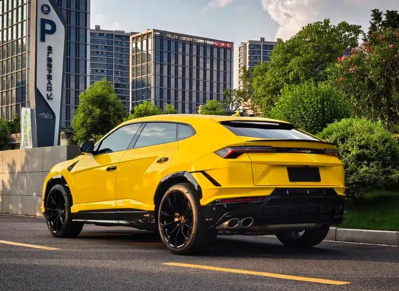 2023 Urus 4.0T V8 S — миниатюра 3