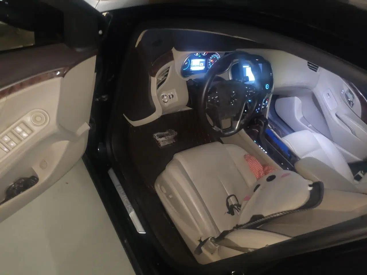 Buick LaCrosse 2013 2.4L SIDI Leading Comfort Version — миниатюра 16