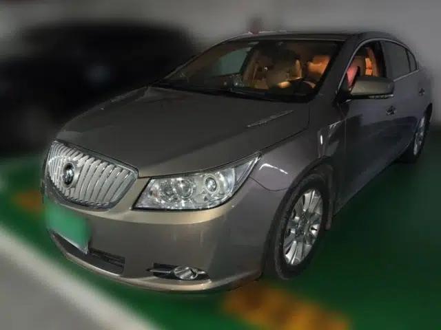 Buick LaCrosse 2012 2.4L SIDI Elegant Edition