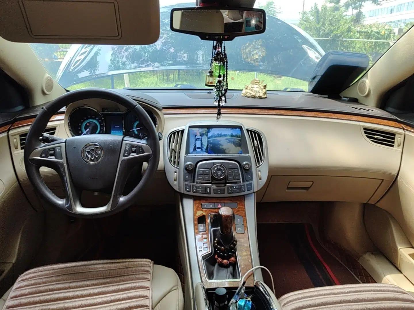 Buick LaCrosse 2012 2.4L SIDI Haoya Edition — миниатюра 9