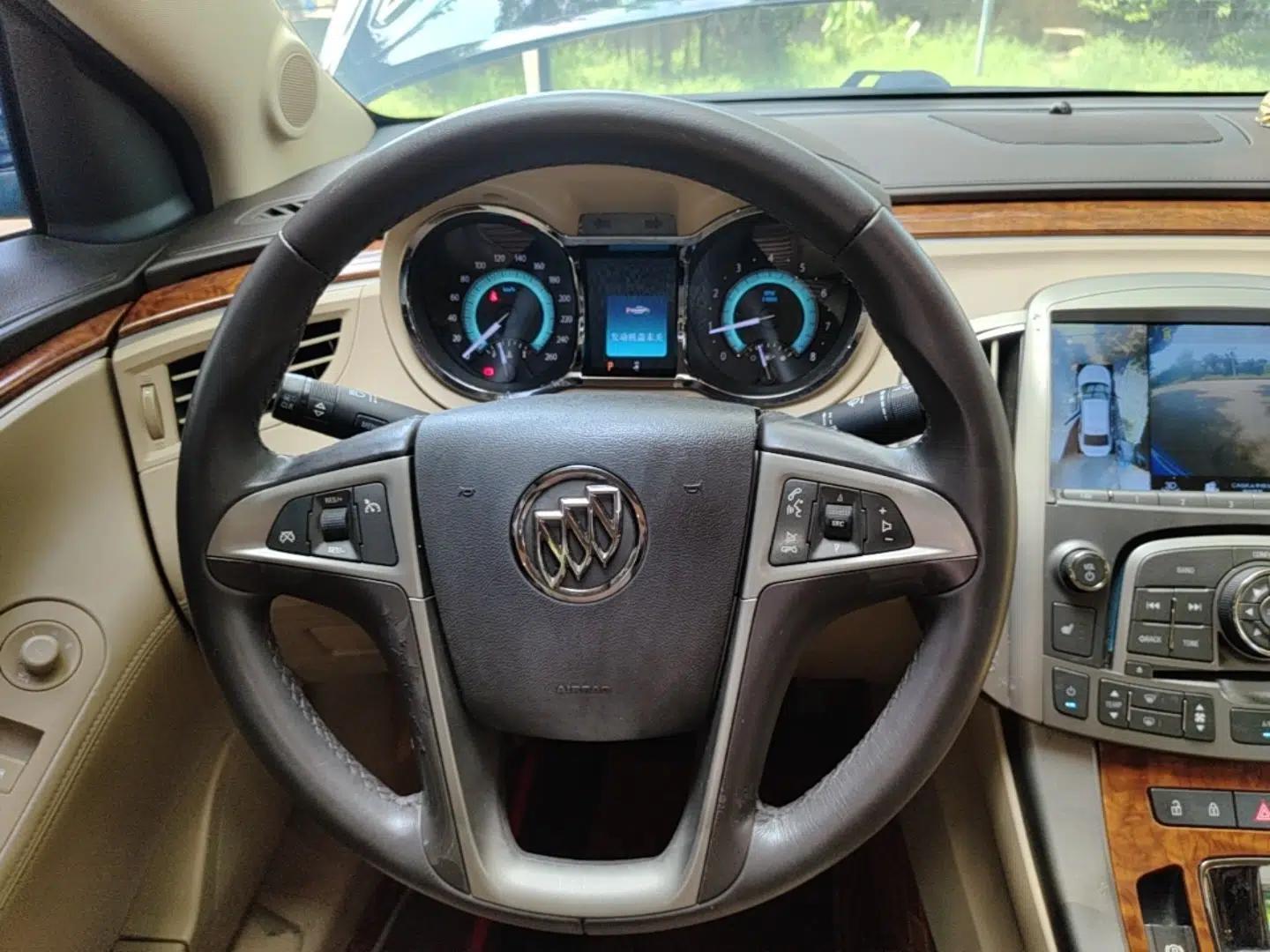 Buick LaCrosse 2012 2.4L SIDI Haoya Edition — миниатюра 10