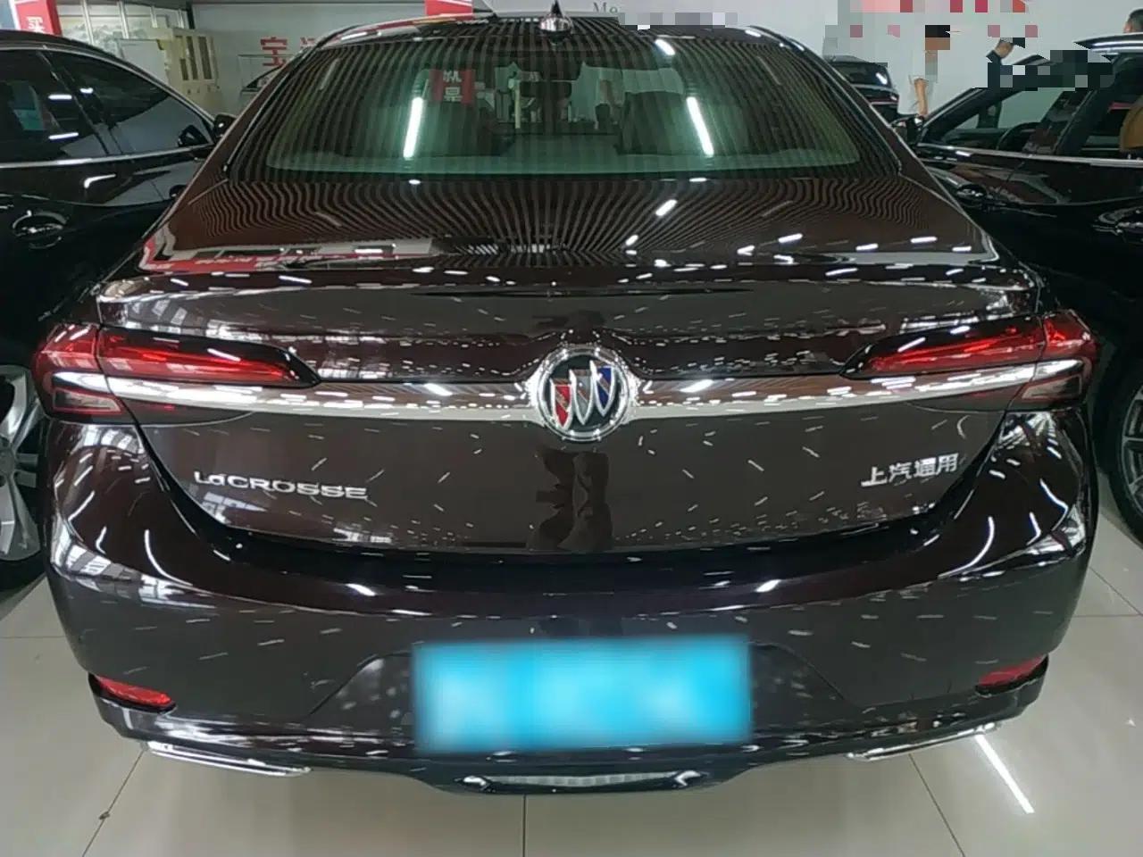 Buick LaCrosse 2021 Avenir Avia First-Edition Model — миниатюра 5