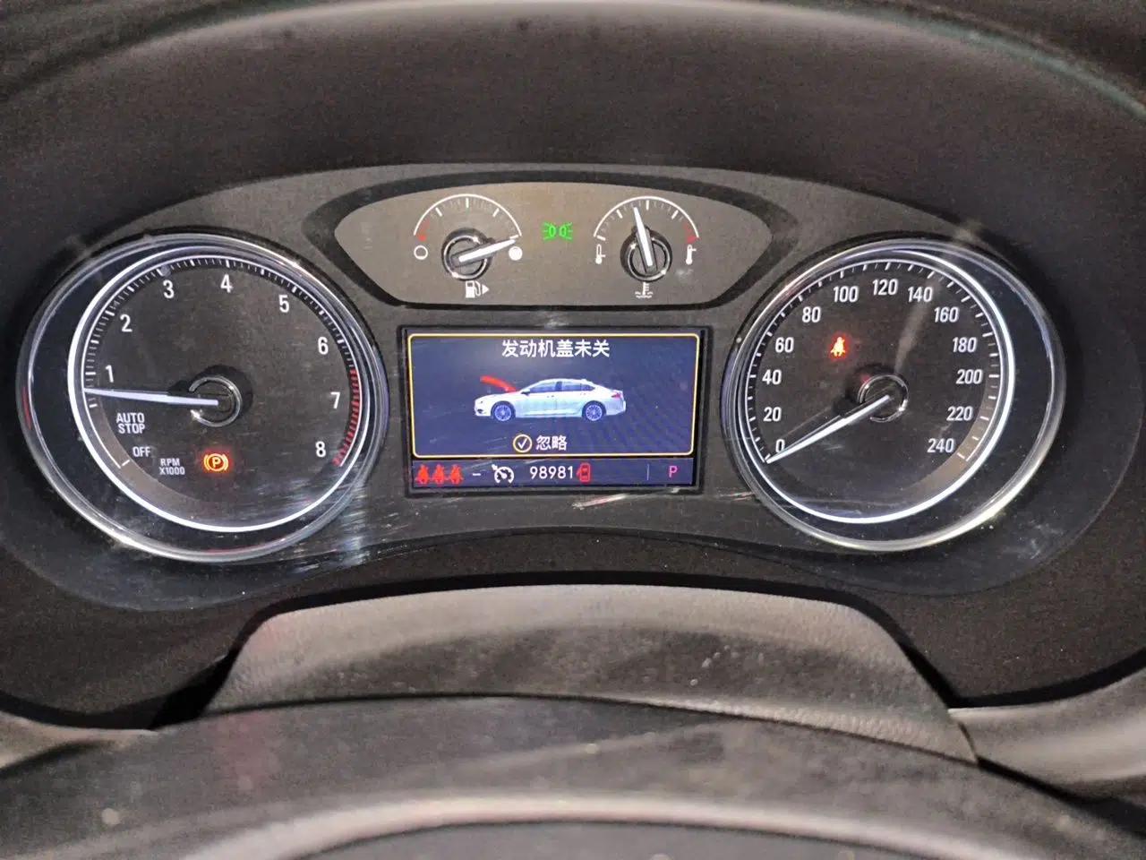 Buick LaCrosse 2021 552T Luxury Version — миниатюра 11