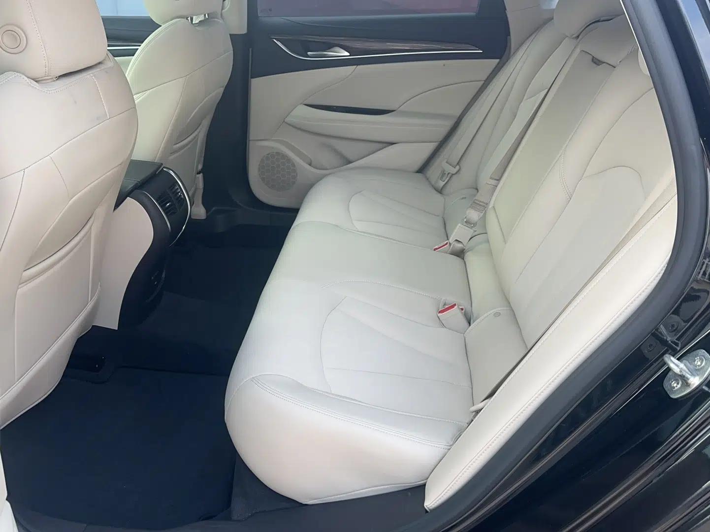 Buick LaCrosse 2019 28T Elite Edition — миниатюра 9