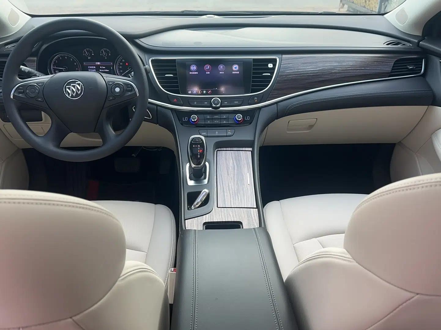 Buick LaCrosse 2019 28T Elite Edition — миниатюра 10