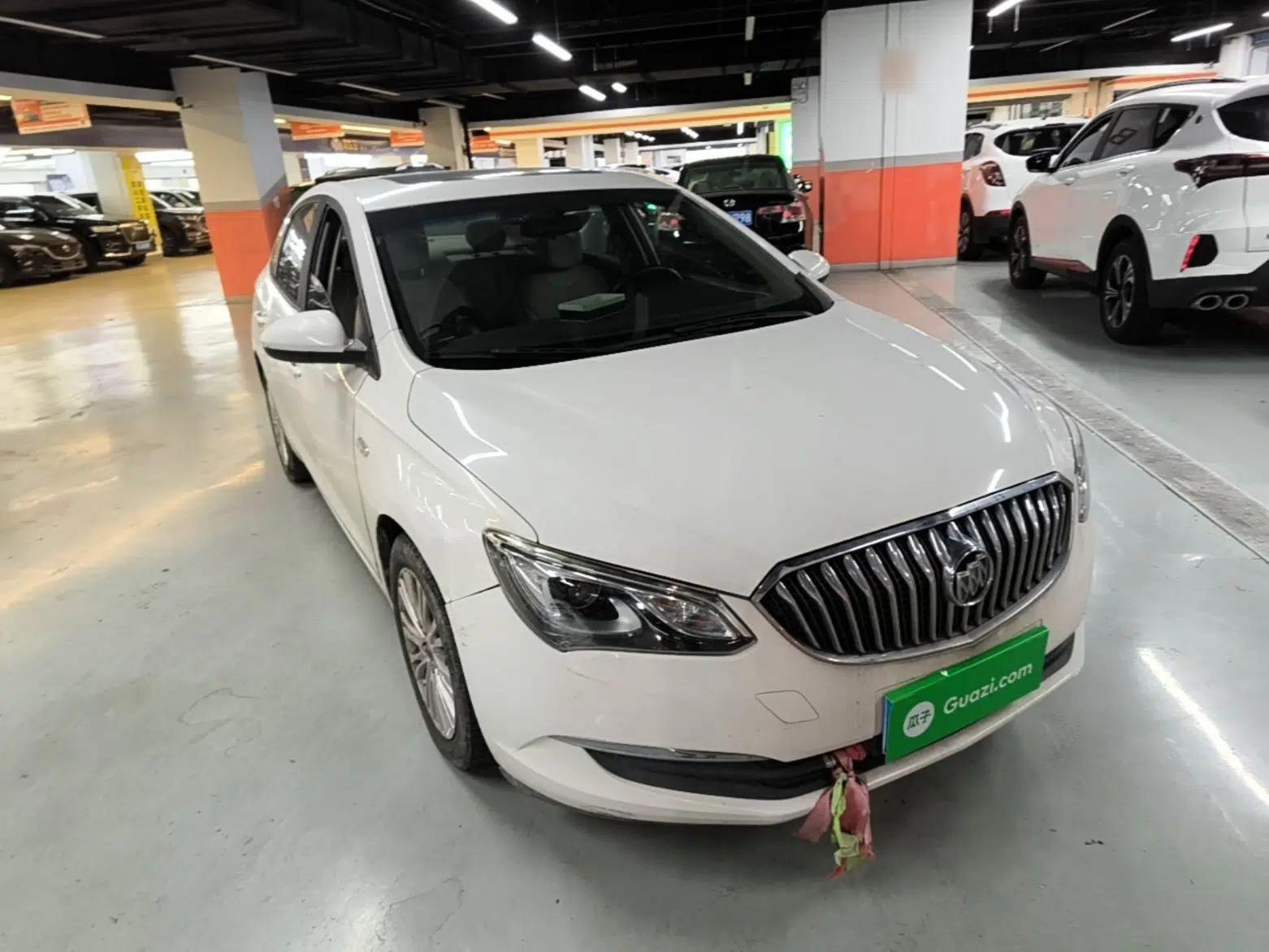 Buick GT 2016 15N Automatic Elite Edition — миниатюра 3