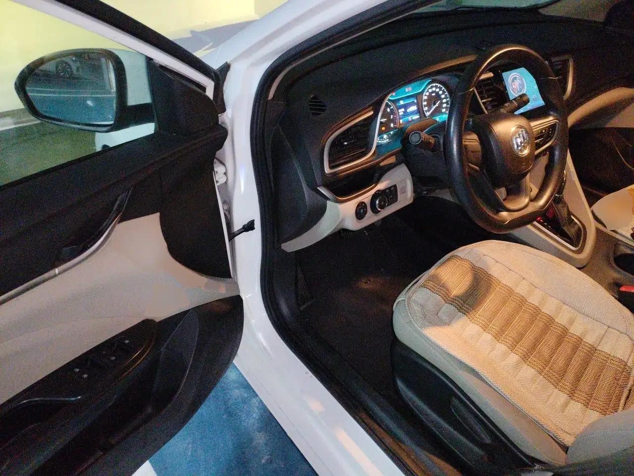 Buick GT 2015 15N Automatic Elite Version — миниатюра 16
