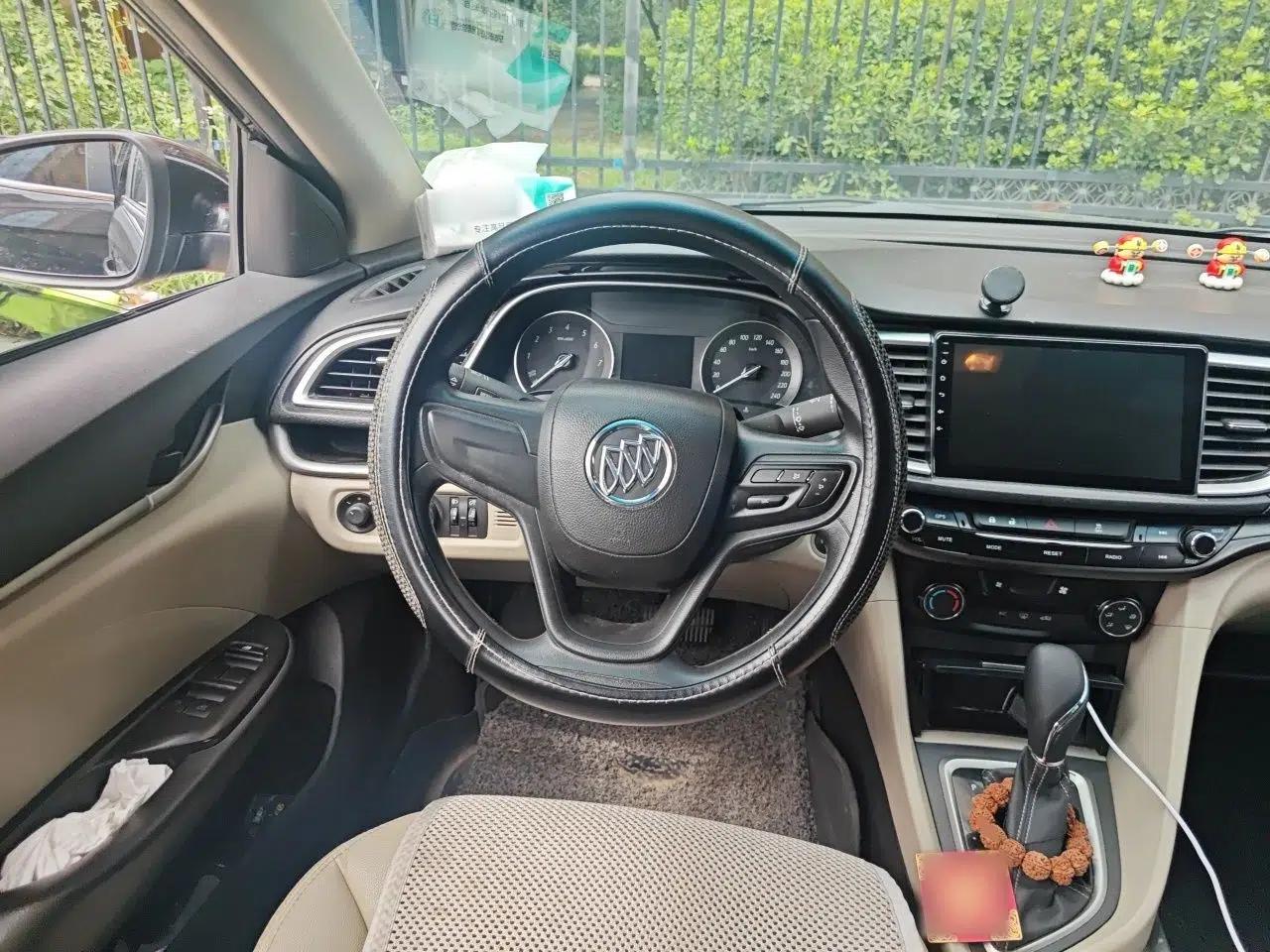 Buick GT 2015 15N Automatic Elite Version — миниатюра 10