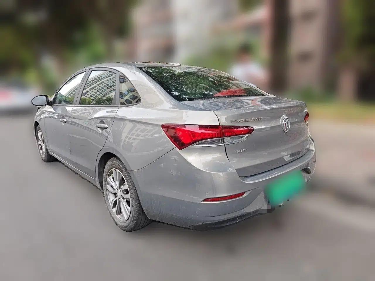 Buick GT 2018 18T Automatic Elite Model — миниатюра 4