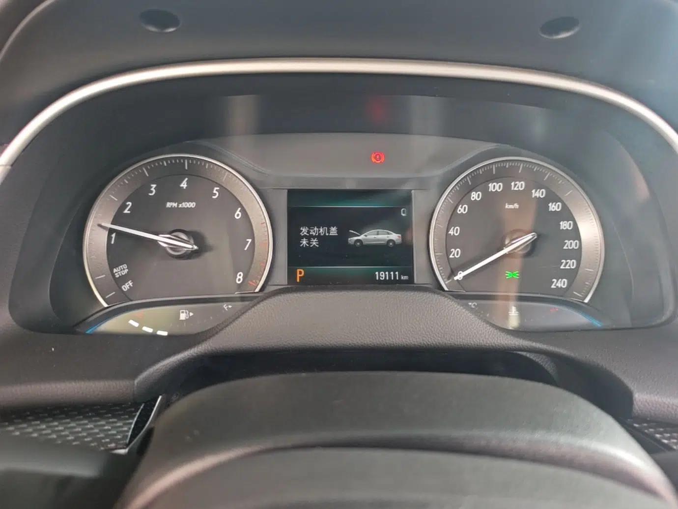 Buick GT 2021 Revised Version 1.3T Automatic Mild Hybrid Advanced Edition — миниатюра 14