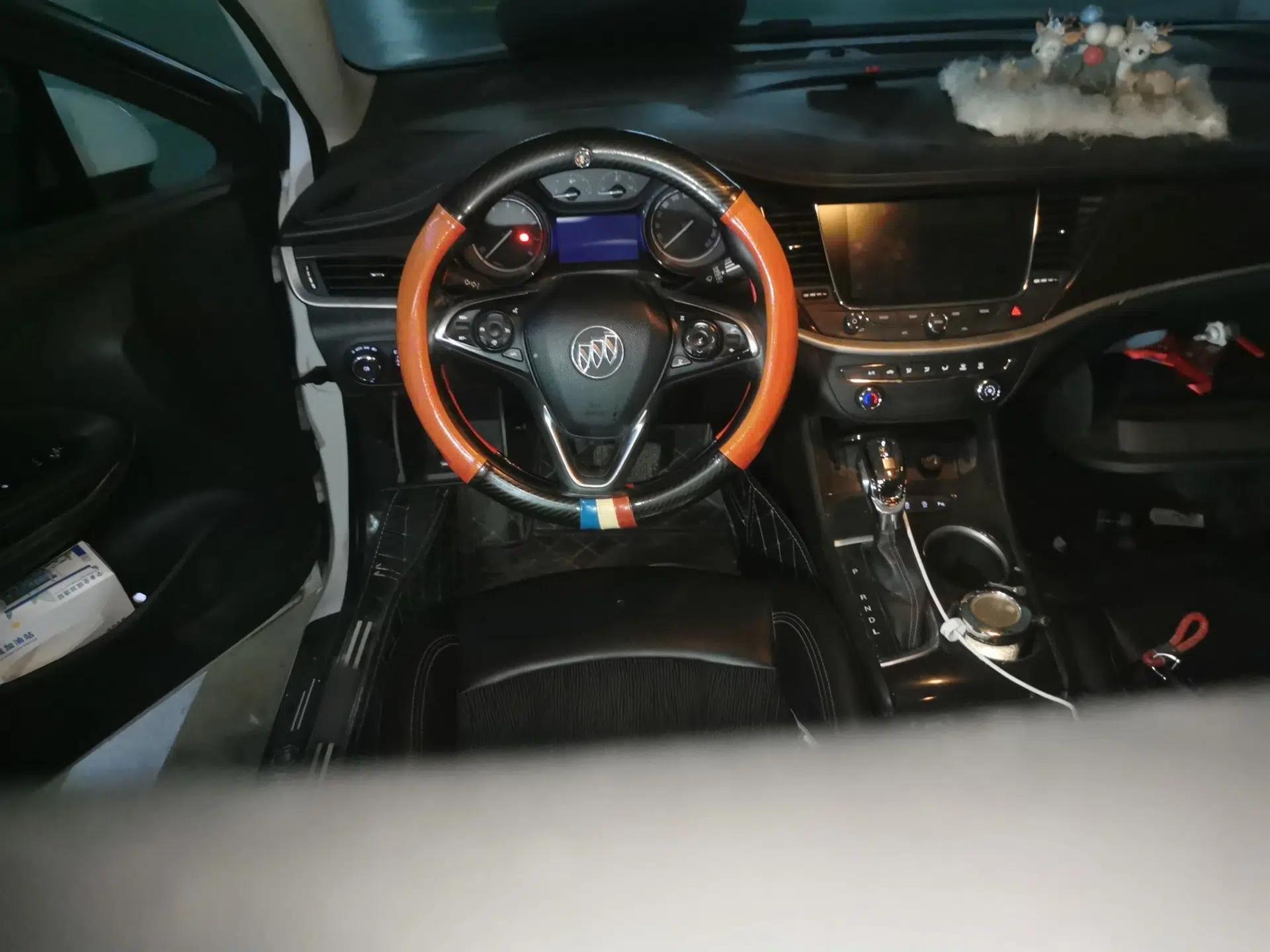 Buick Verano 2018 Sedan 20T Dual-Clutch Leading Model — миниатюра 10