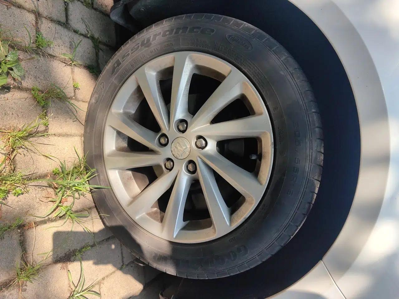 Buick Verano 2018 Sedan 15S Automatic Leading Model — миниатюра 8