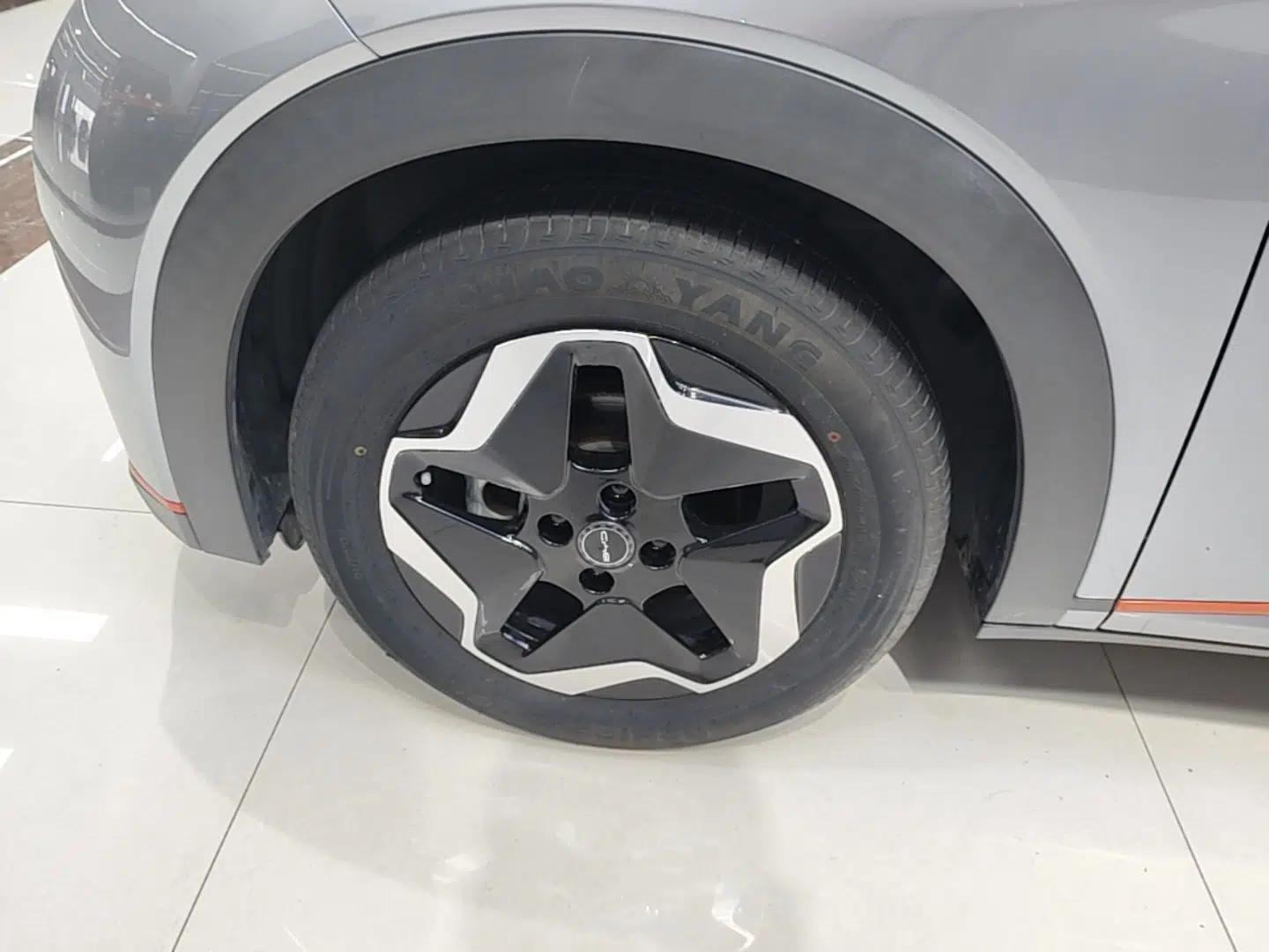 BYD Dolphin 2021 405 km Fashion Edition — миниатюра 15