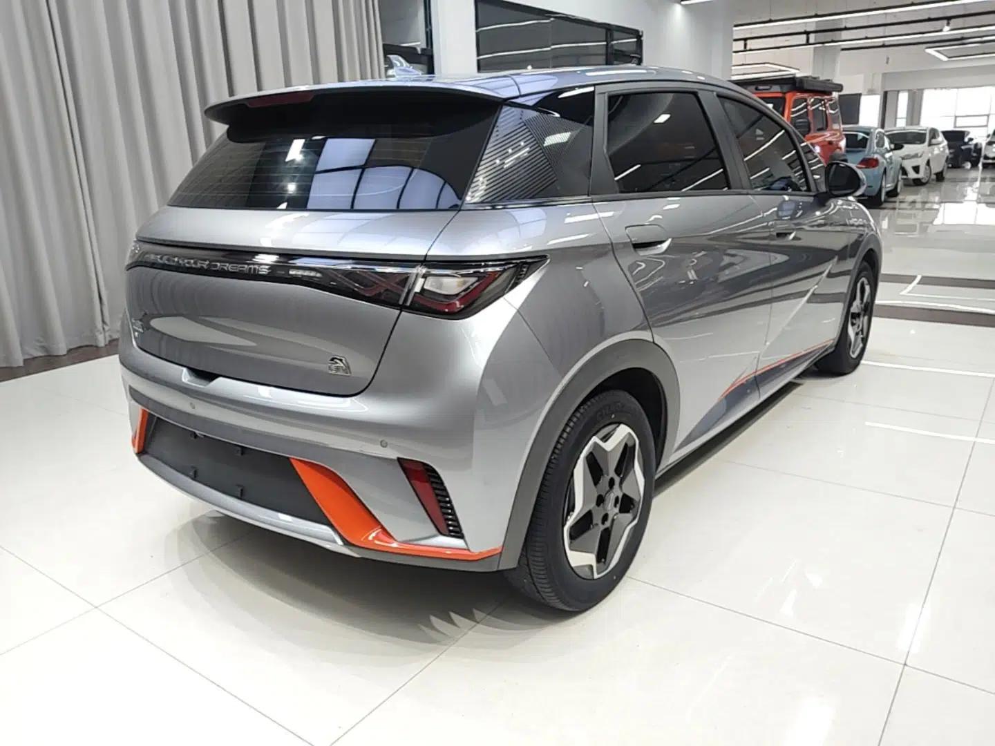 BYD Dolphin 2021 405 km Fashion Edition — миниатюра 6