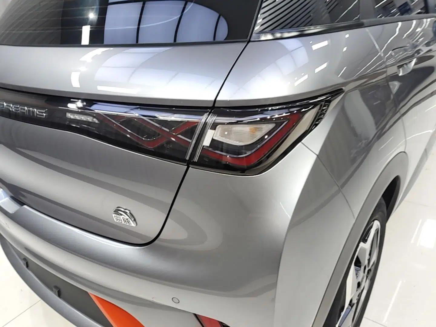 BYD Dolphin 2021 405 km Fashion Edition — миниатюра 9